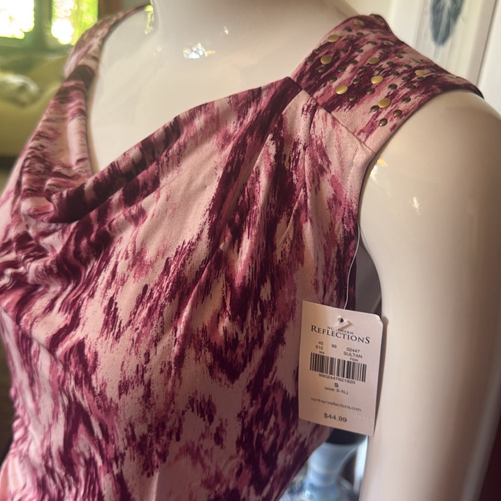 Pink Patterned Women's Top - Picture 3 of 3